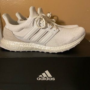 ADIDAS ULTRABOOST DNA SNEAKERS